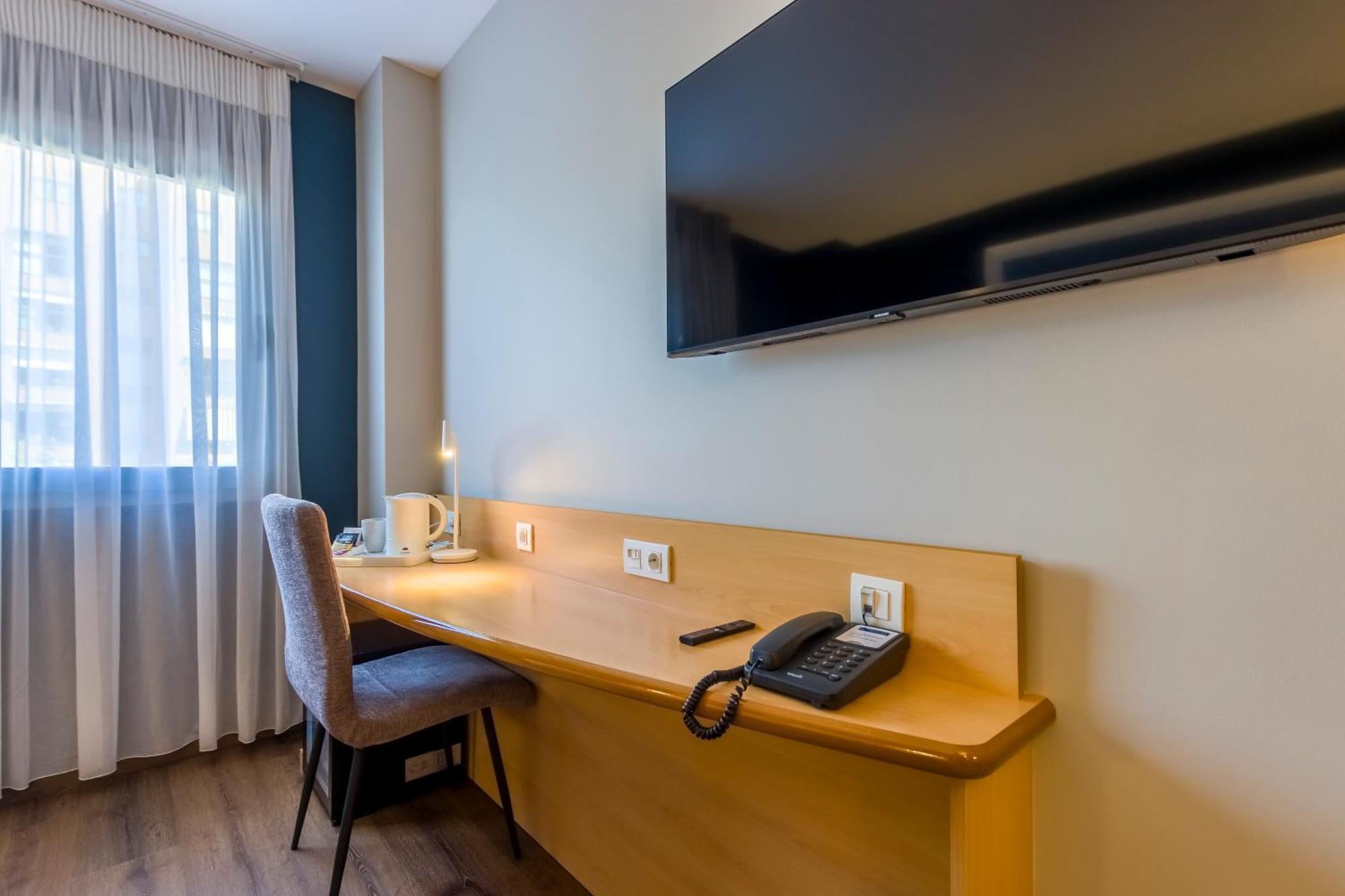 Twin Room - Disability Access