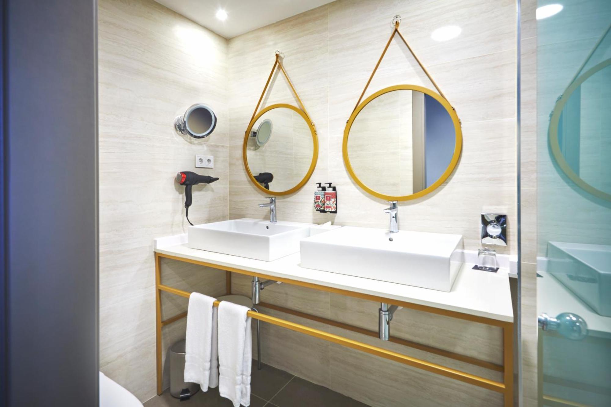 Triple Suite