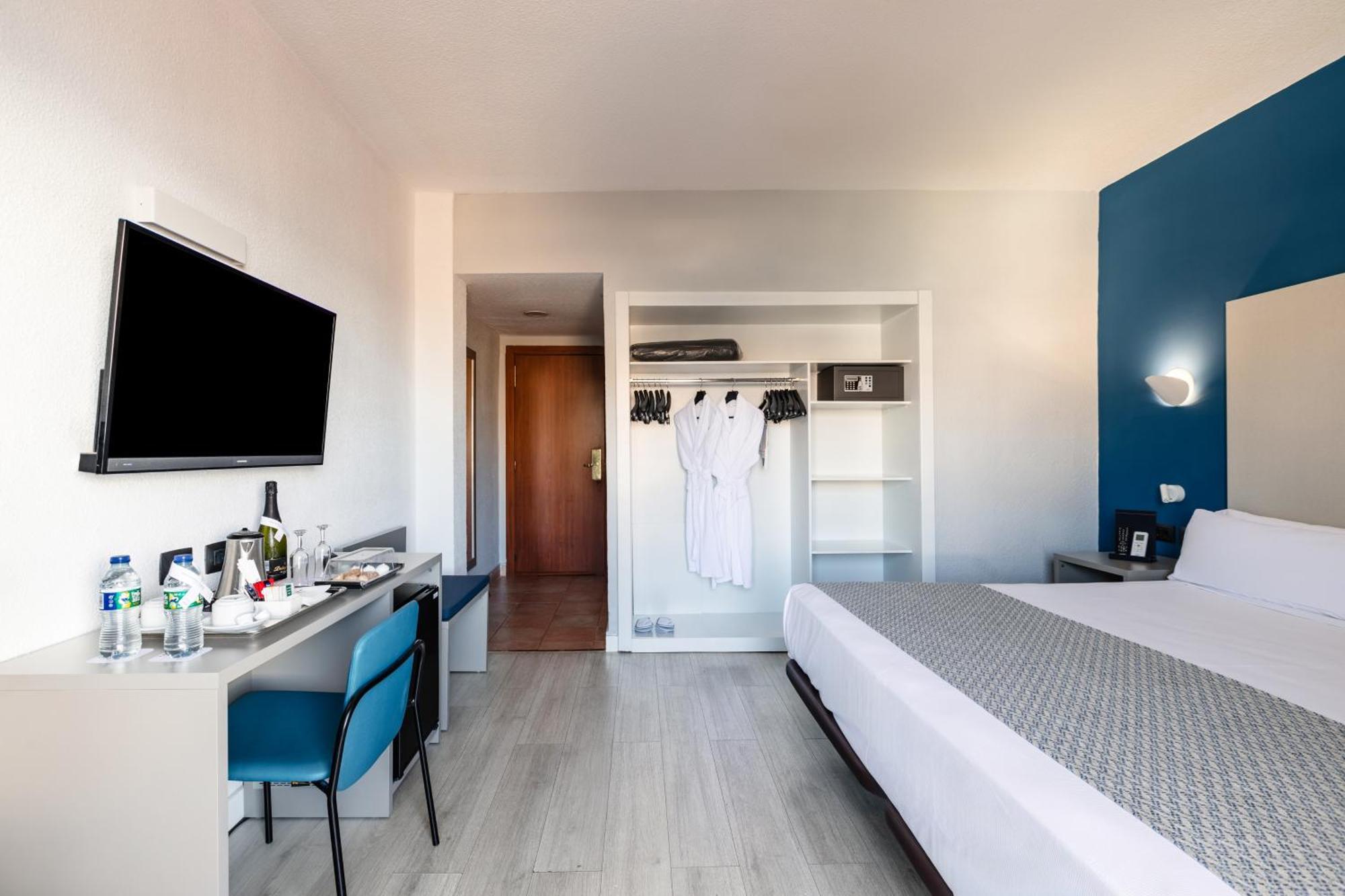 Premium Double or Twin Room,1710517416:JPEG
