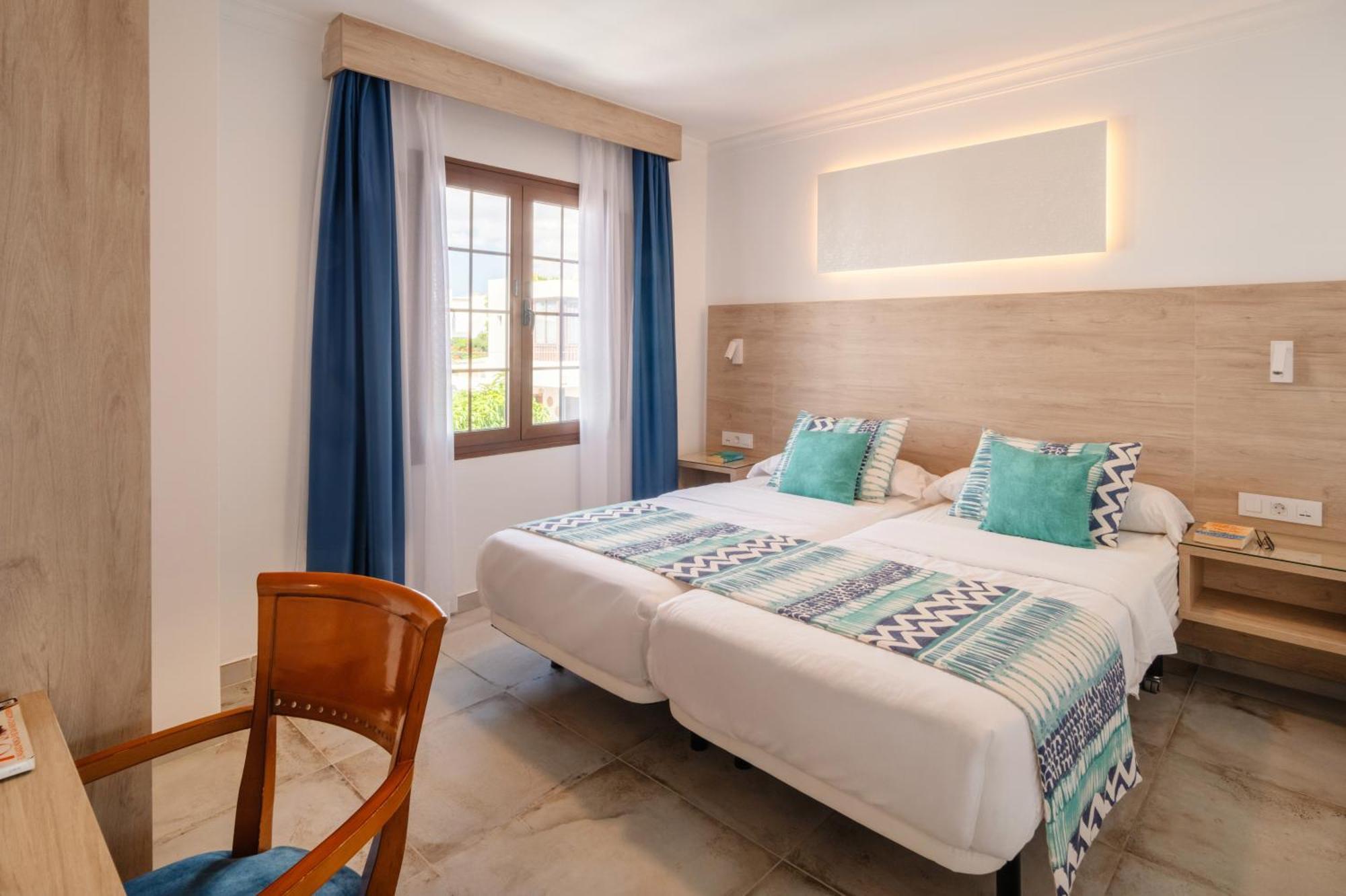 One-Bedroom Suite Premium