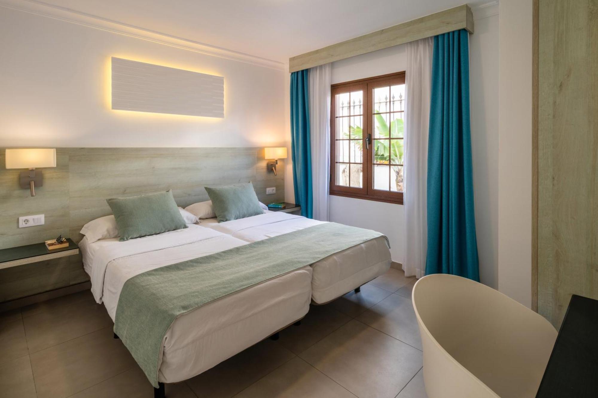 One-Bedroom Suite