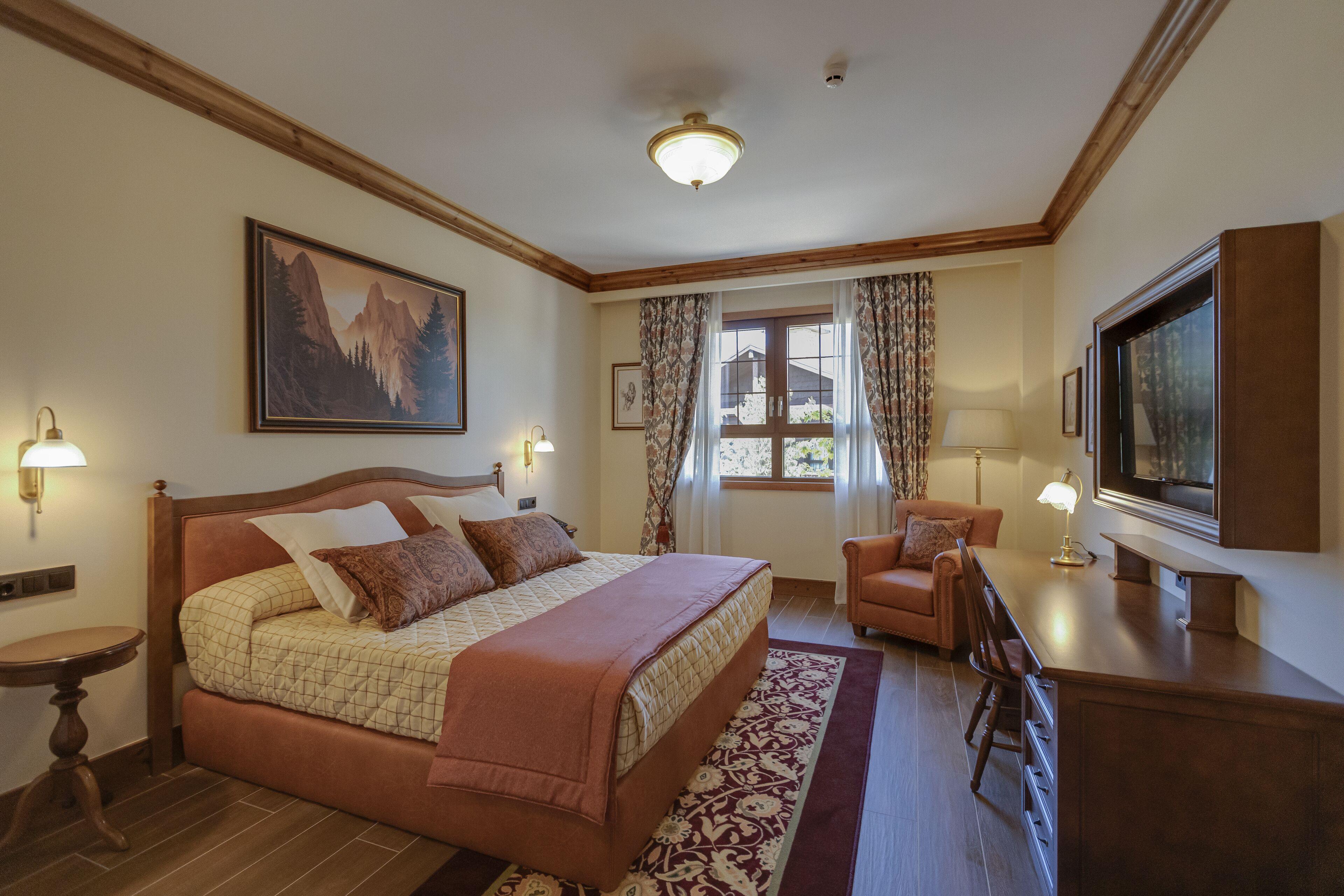 Superior Room with Access to PortAventura Park + 1 access to Ferrari Land,1200315925:JPEG