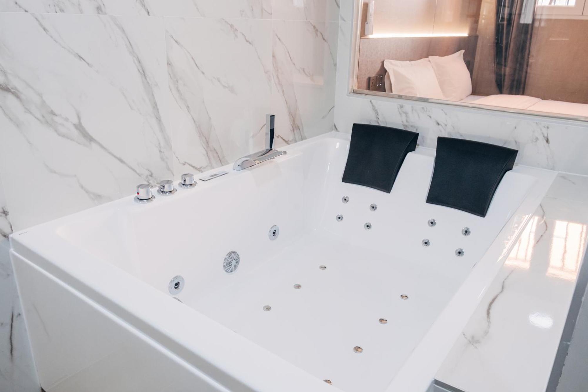 Habitación Doble con bañera de hidromasaje