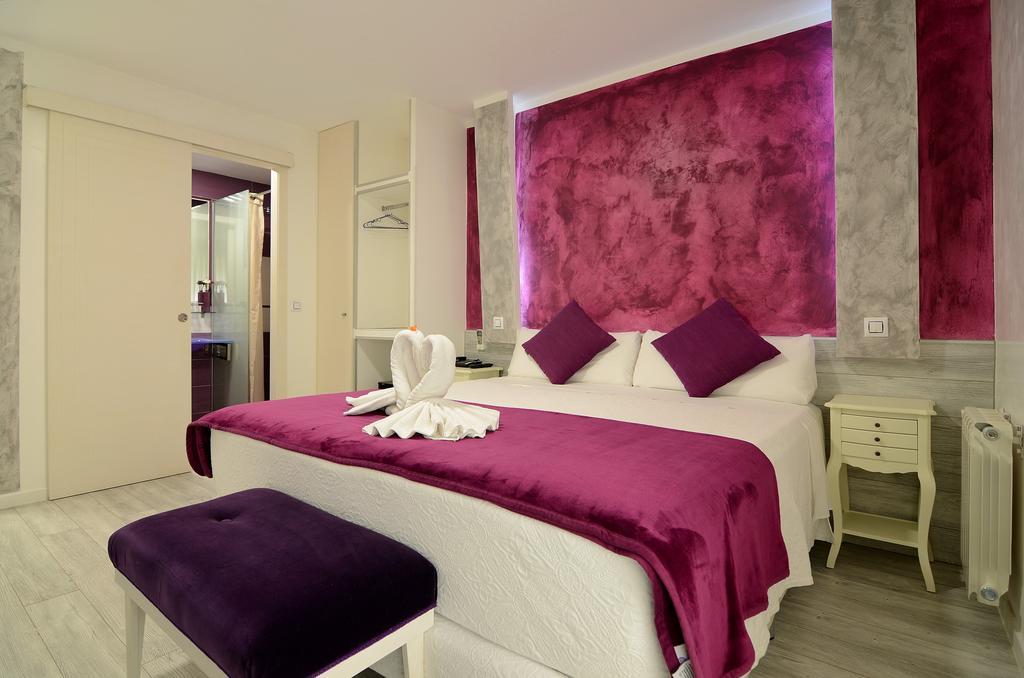 Double Room,226252835:JPEG