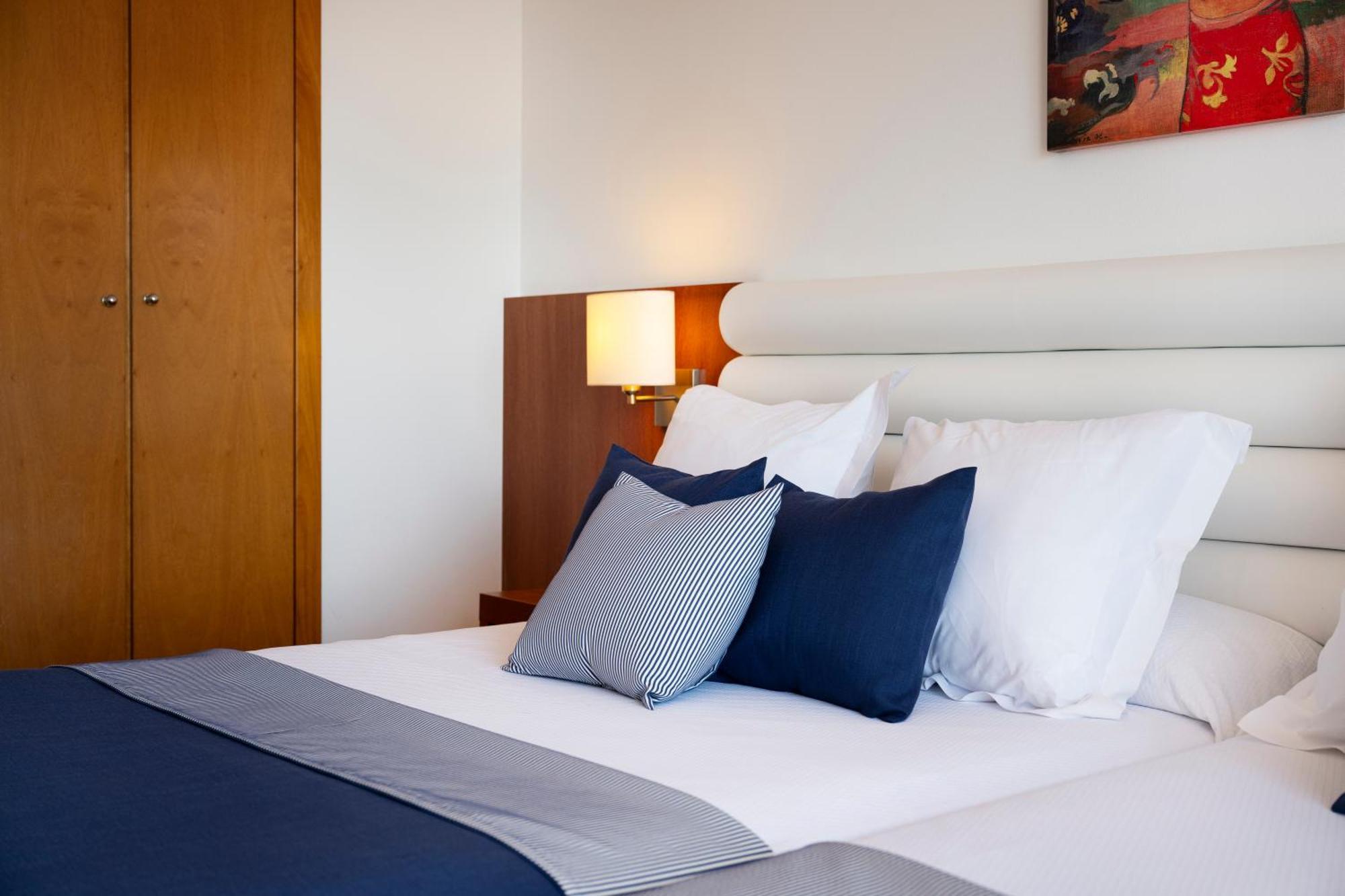 Superior Double Room with Pool and Sea View (3 Adults)