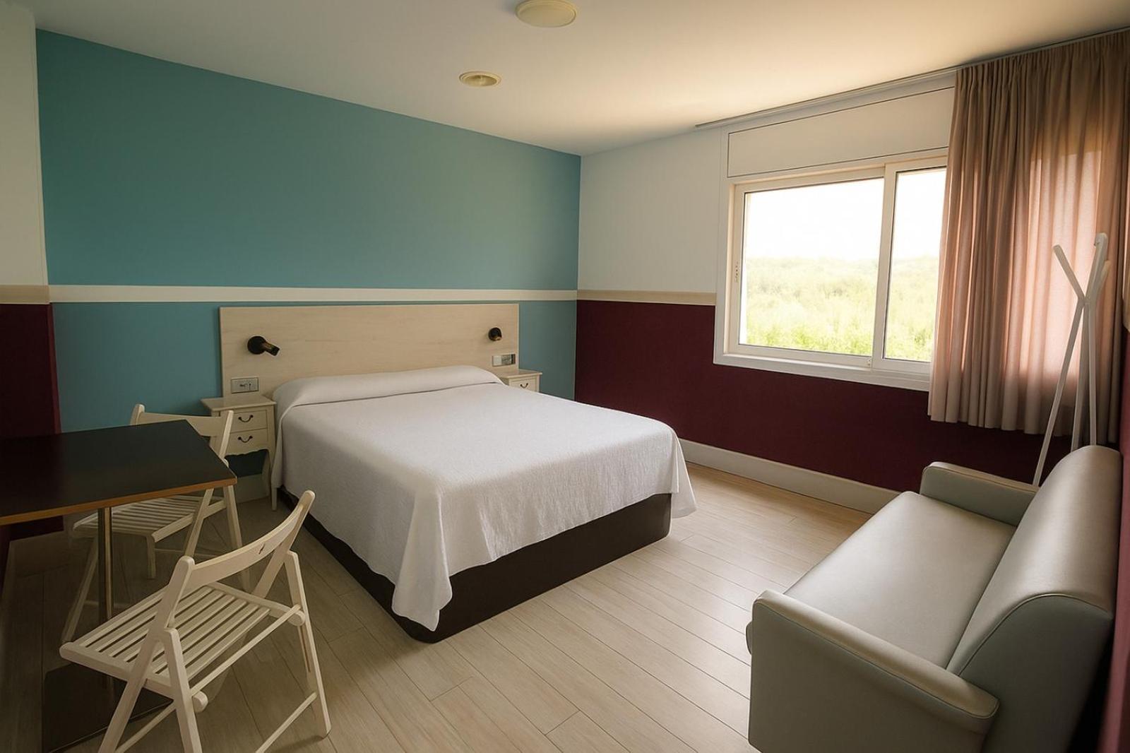 Double Room,1742800101:JPEG