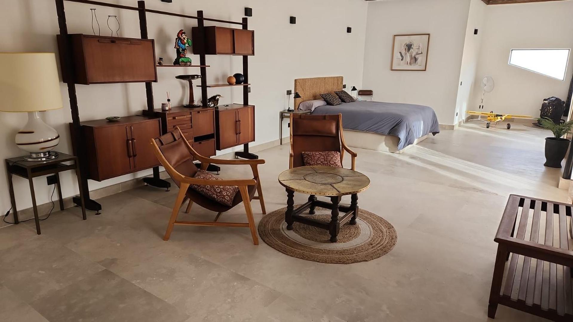 Suite Balcony,1747287510:JPEG