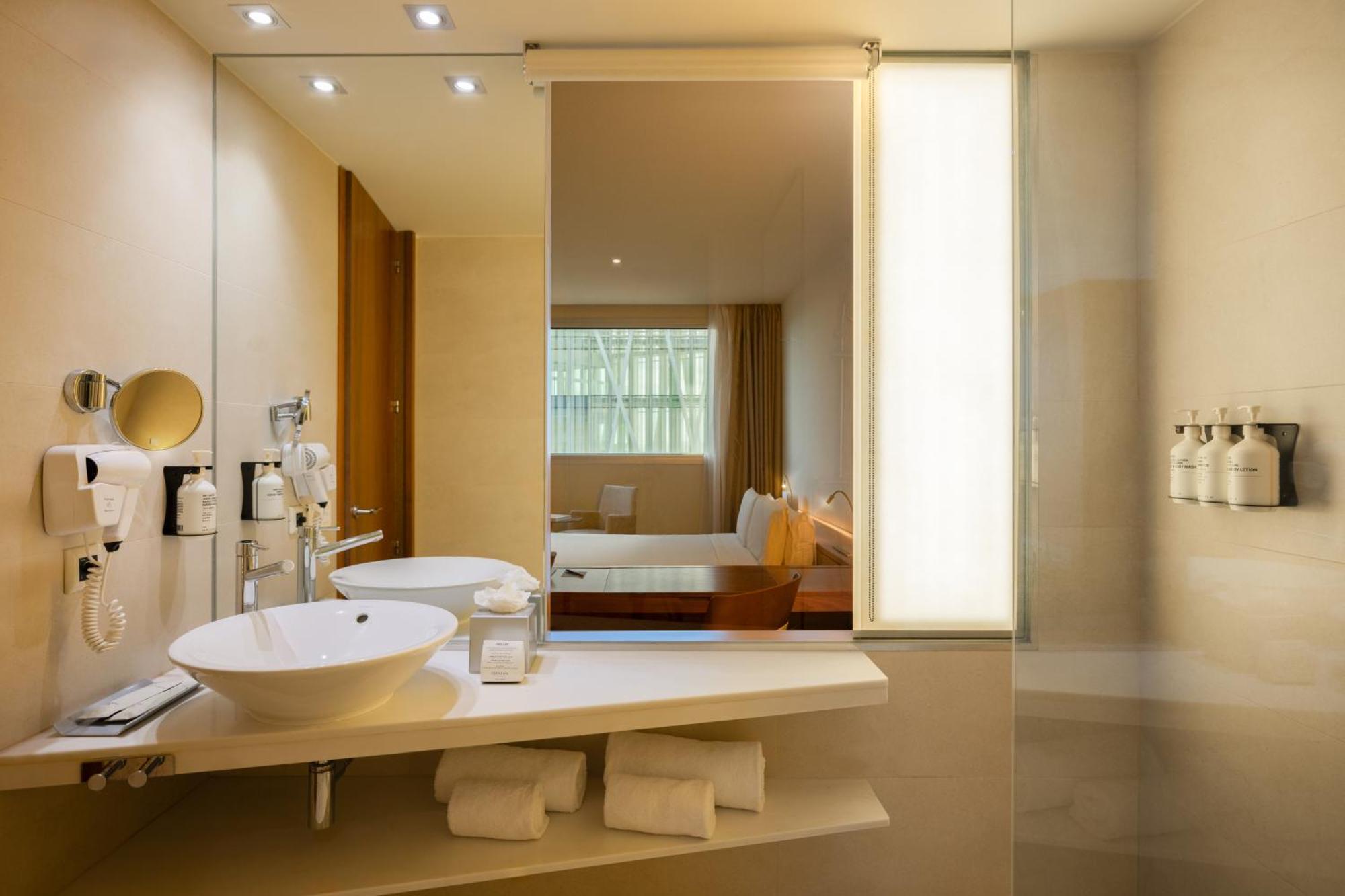 Superior Double Room Sea View Spa access