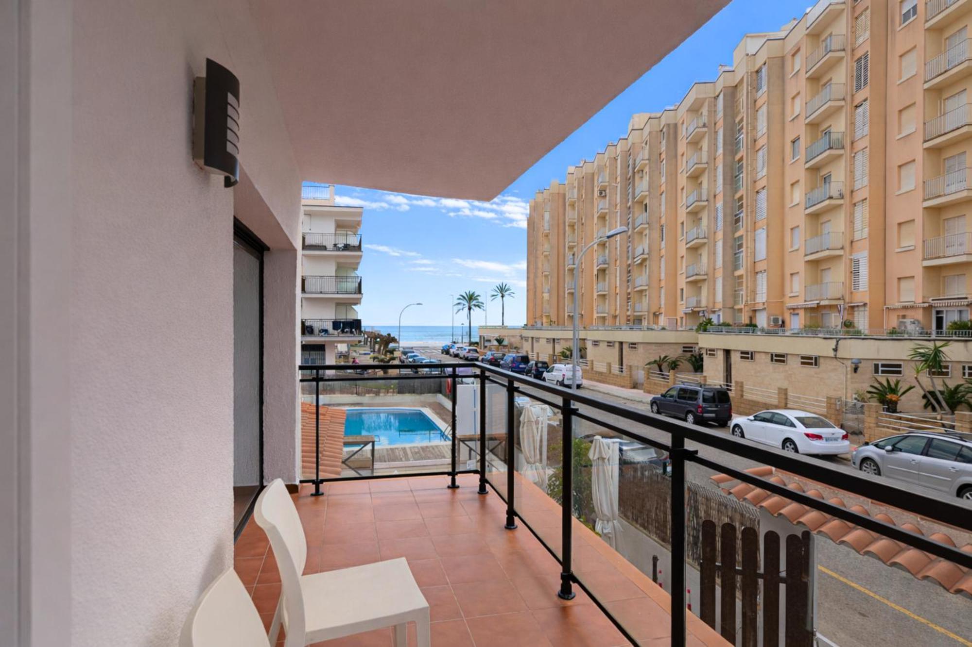 Double or Twin Room with Side Sea View