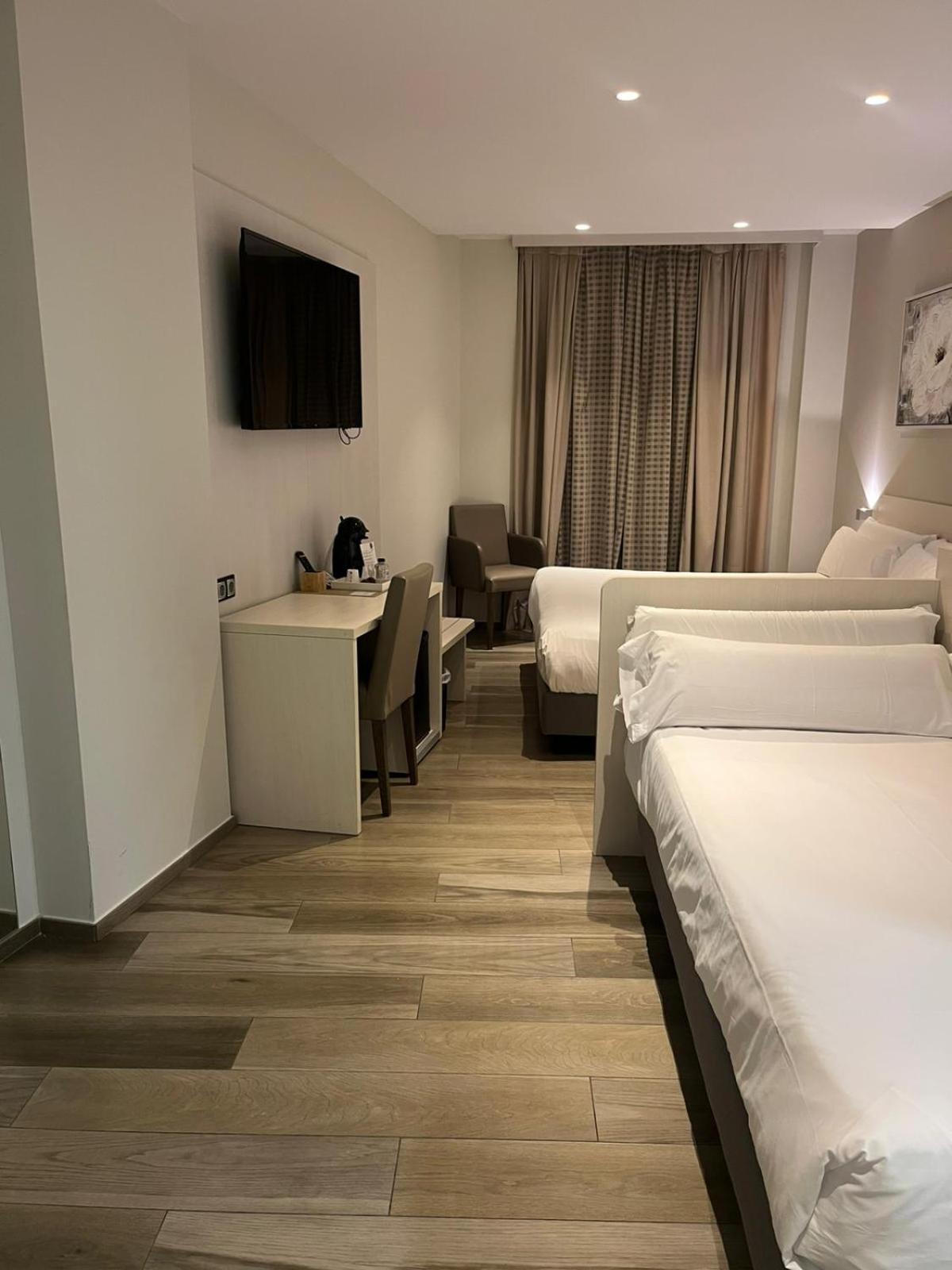 Superior Triple Room,1756554748:JPEG