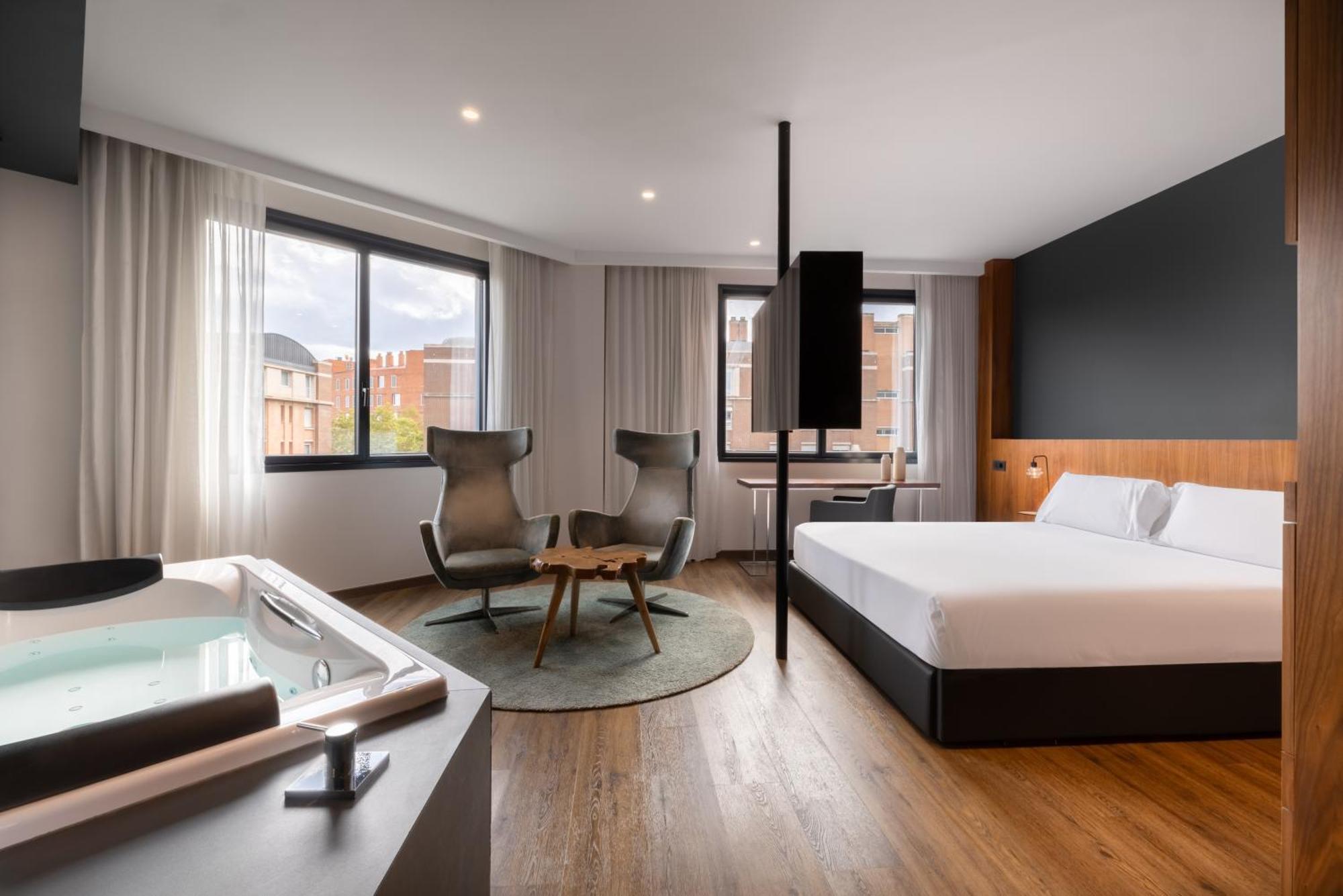 Suite Spa Bath