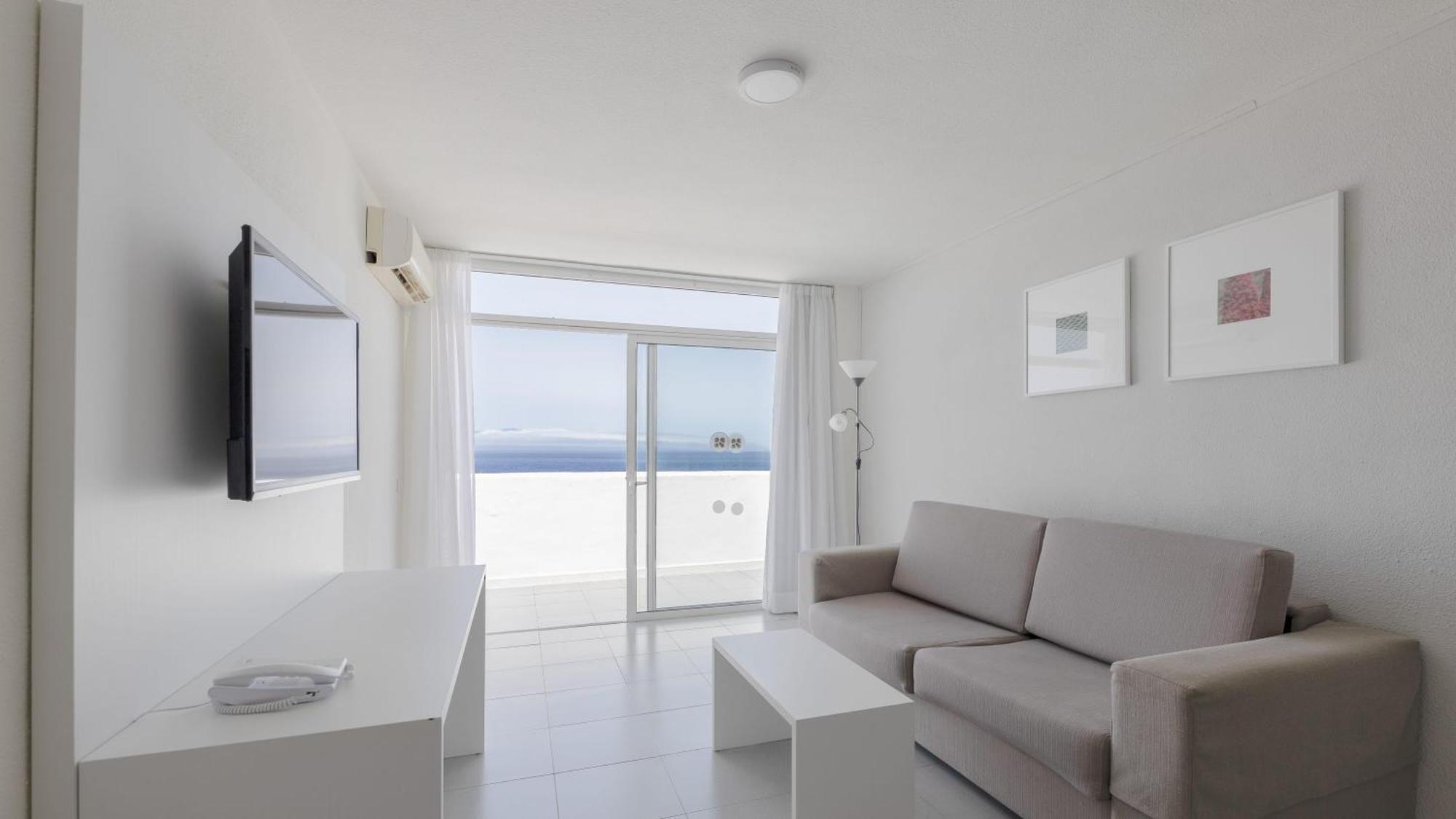Standard Double or Twin Room with Sea View,1758277434:JPEG