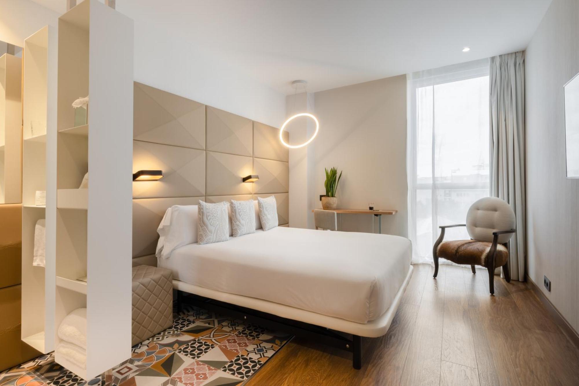 Double or Twin Room,1758443266:JPEG