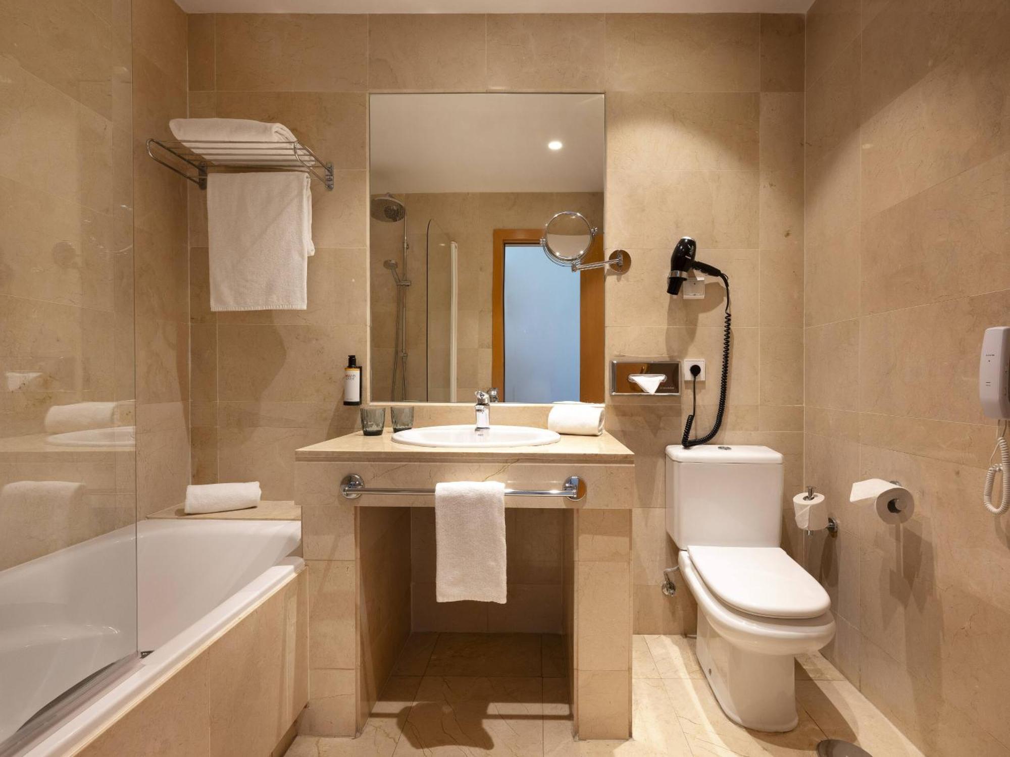 Standard Room,1758523559:JPEG