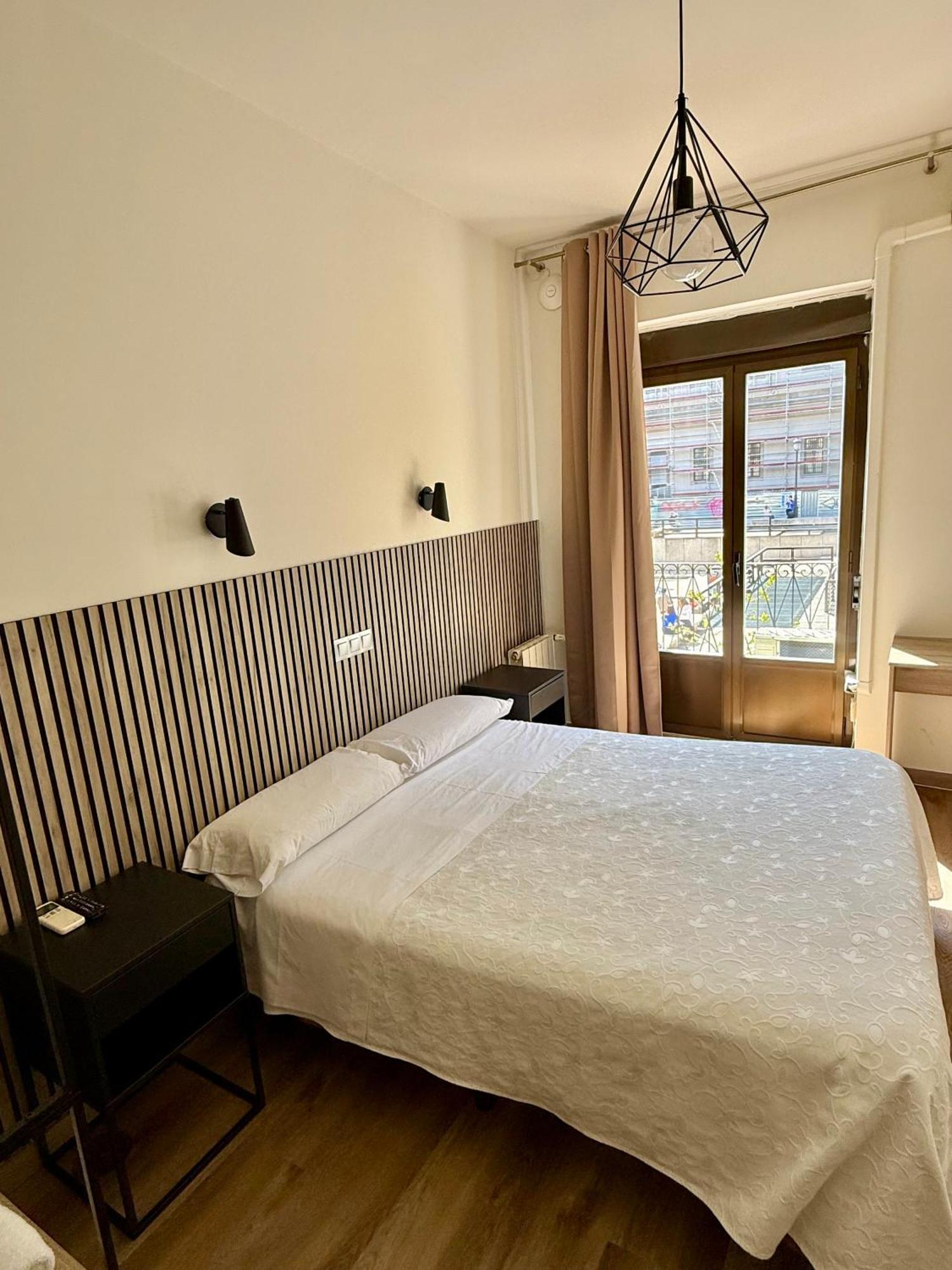 Habitación Doble con baño compartido