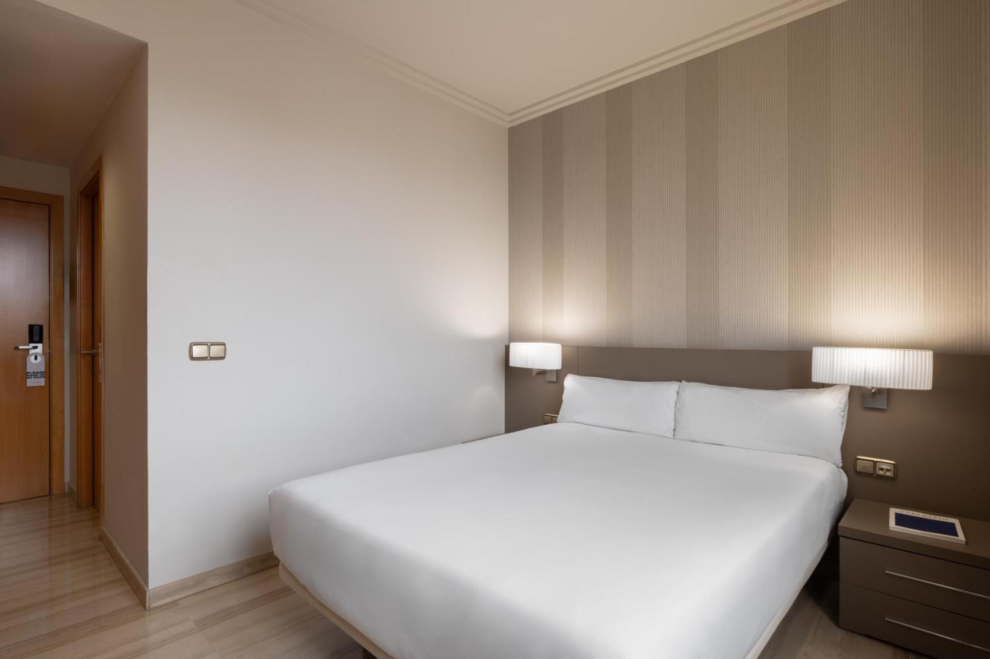 Double or Twin Room,1765150502:JPEG