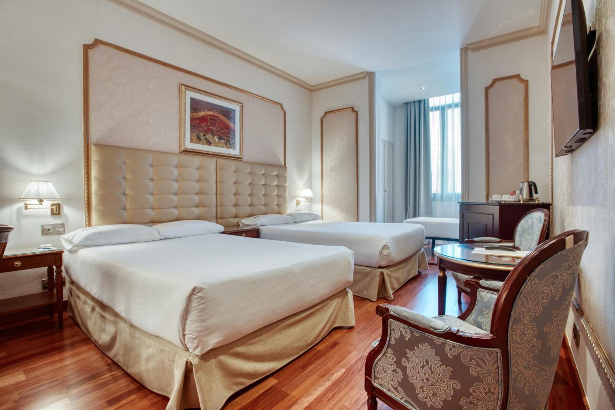 Classic Triple Room