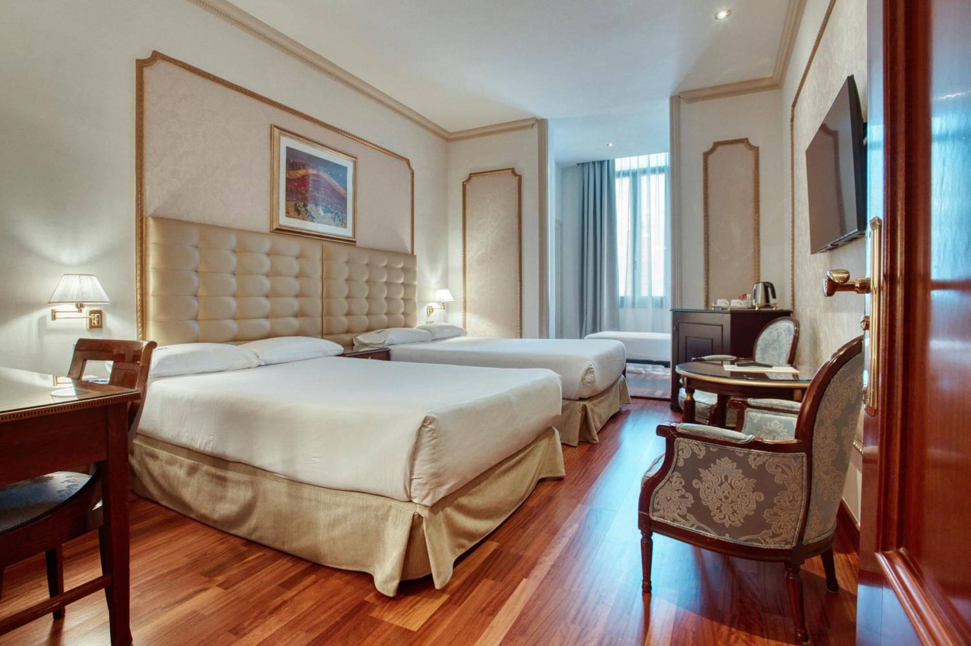 Classic Triple Room