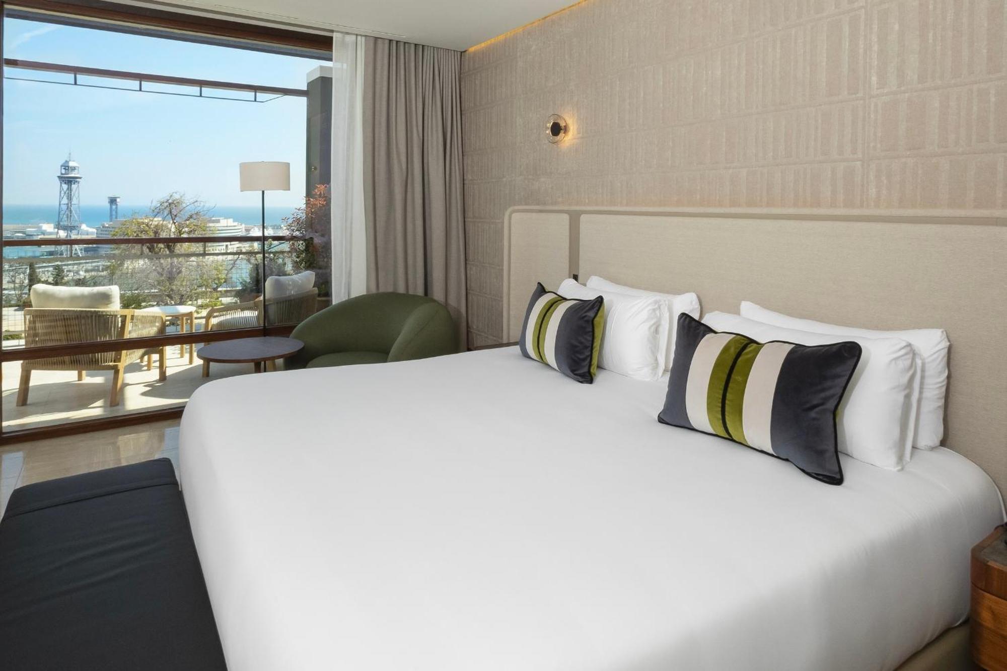 Deluxe Double Room with Balcony and Sea View