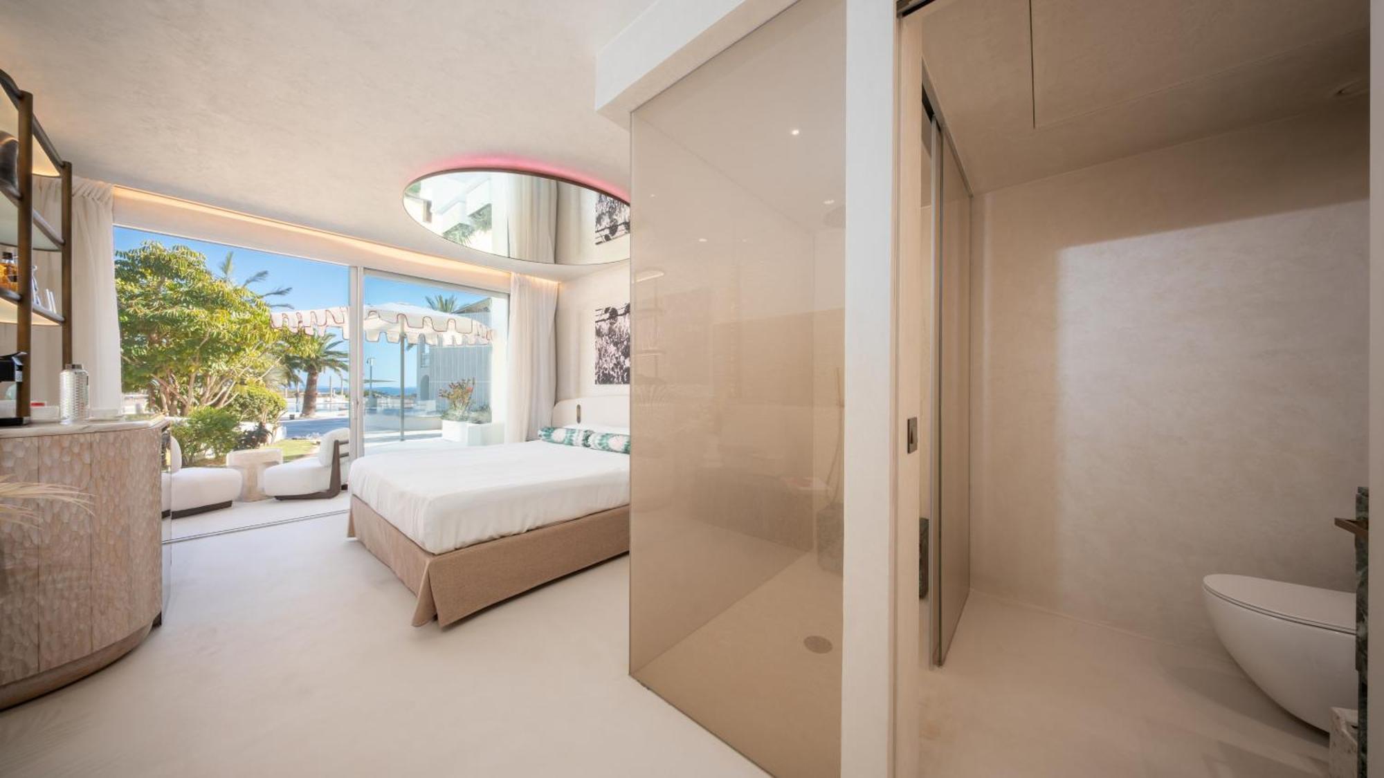 Luxe Room with Terrace- Entrance to Pacha Club Included,1765877772:JPEG