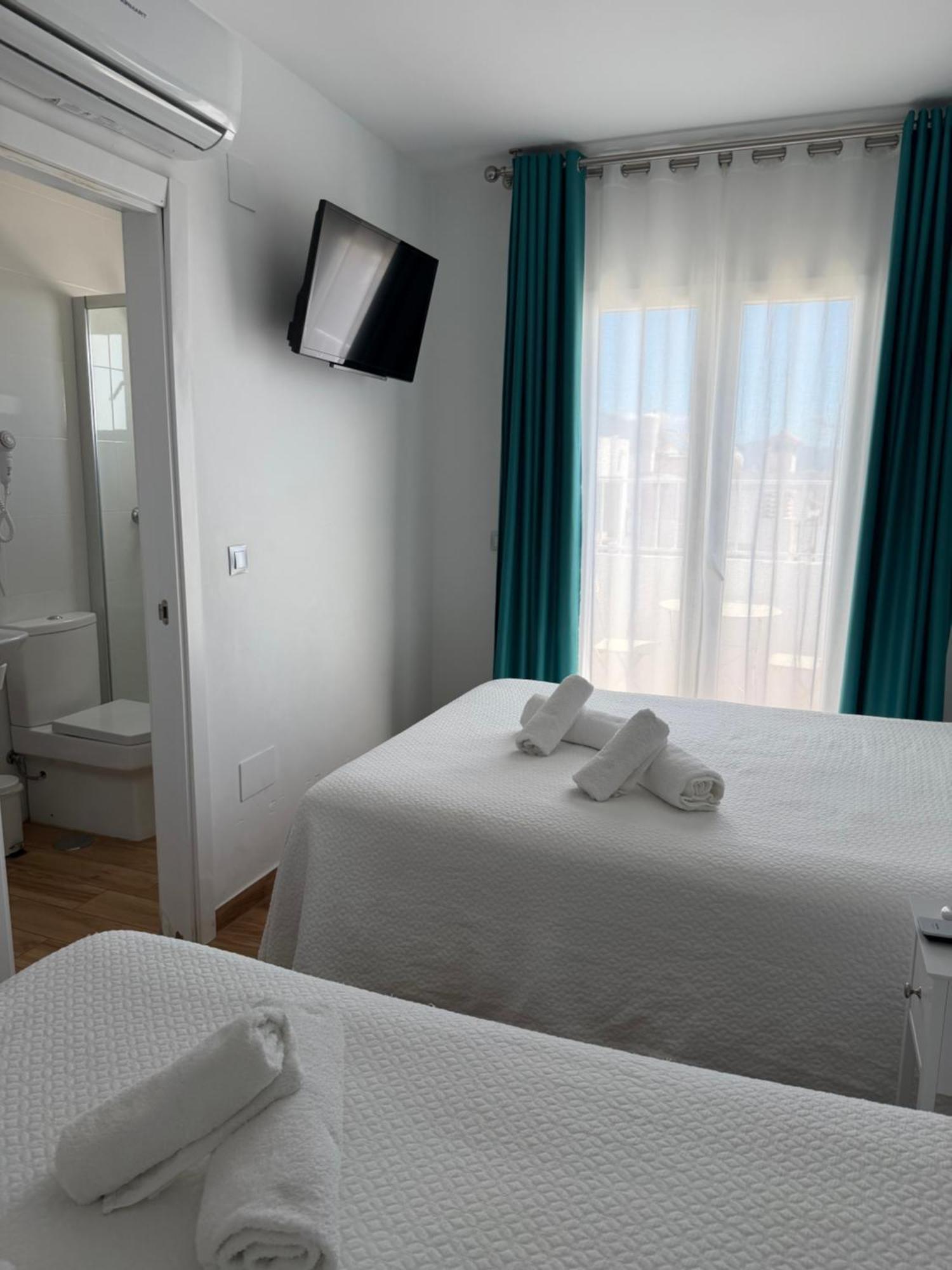 Quadruple Room,1769513725:JPEG