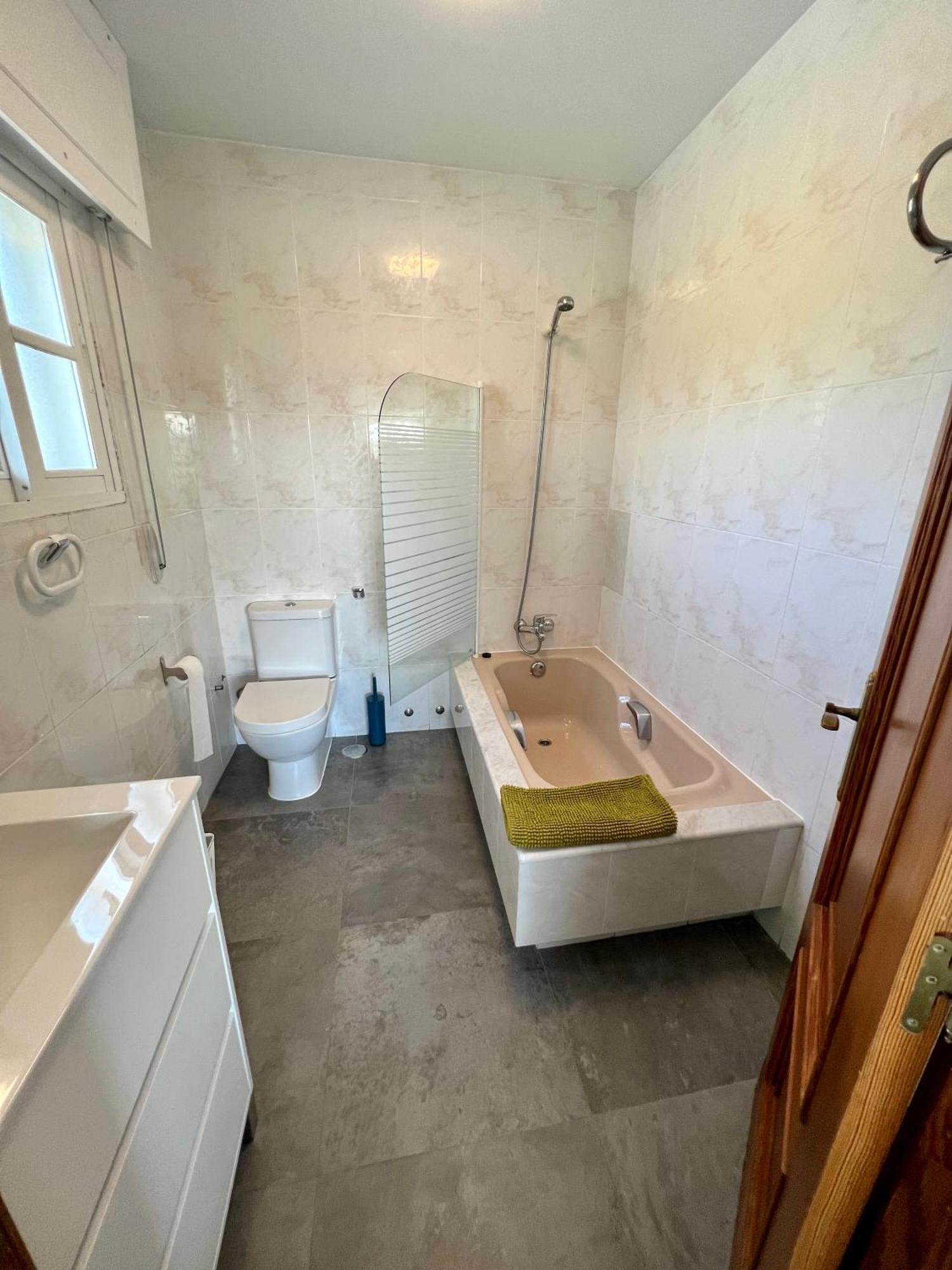 Habitación Individual con baño privado