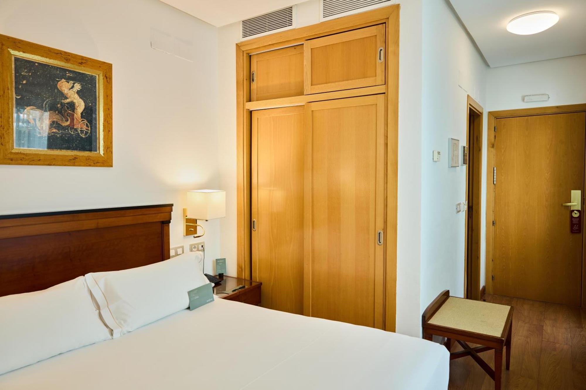 Budget Single Room