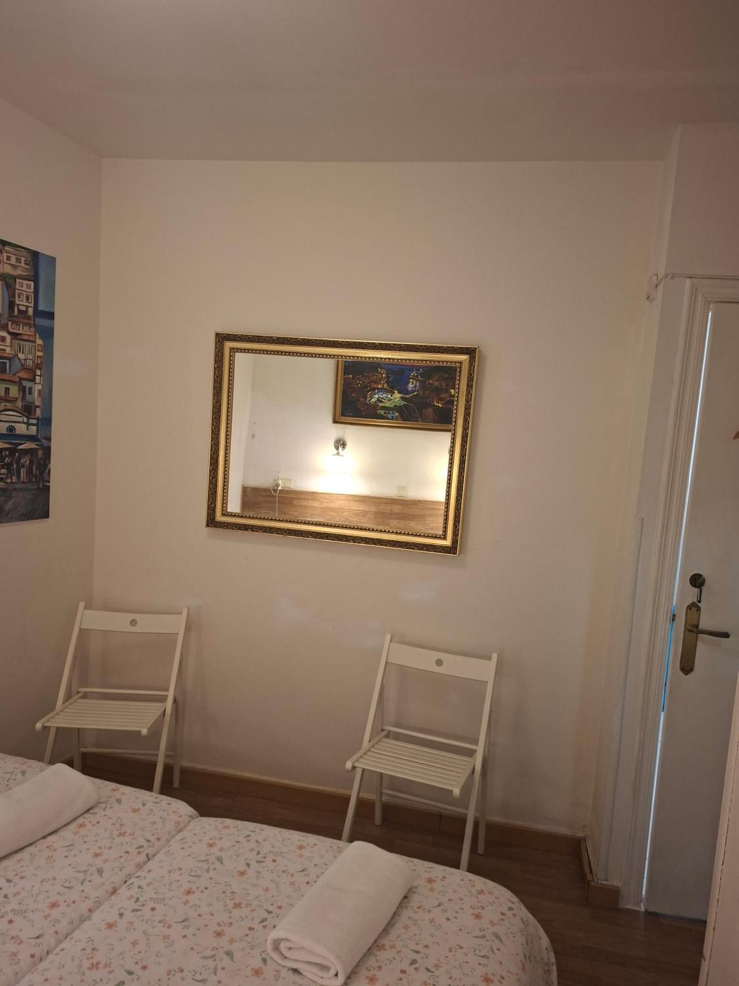Small Twin Room