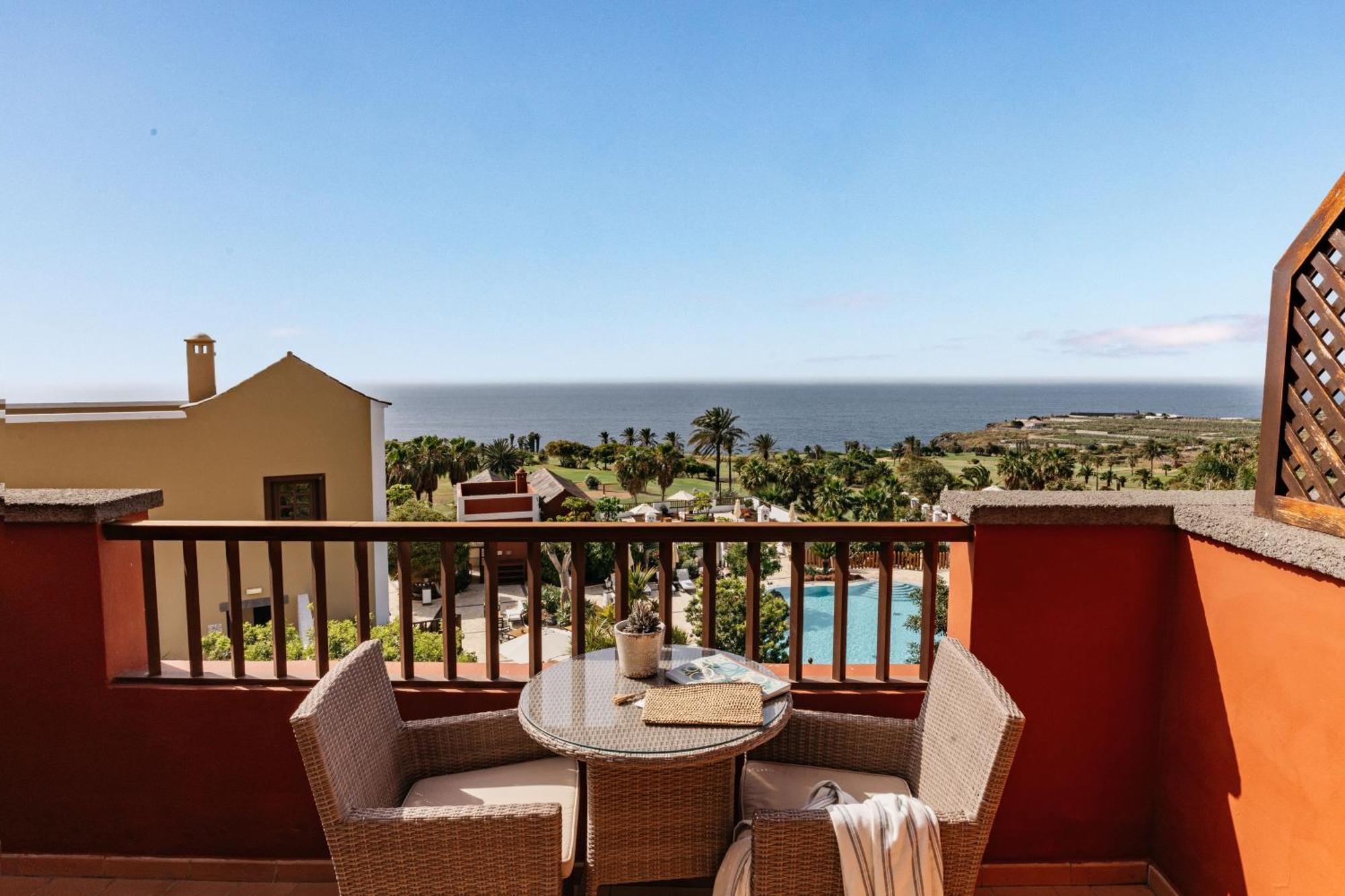 Singular Junior Suite Sea View with Panoramic Terrace