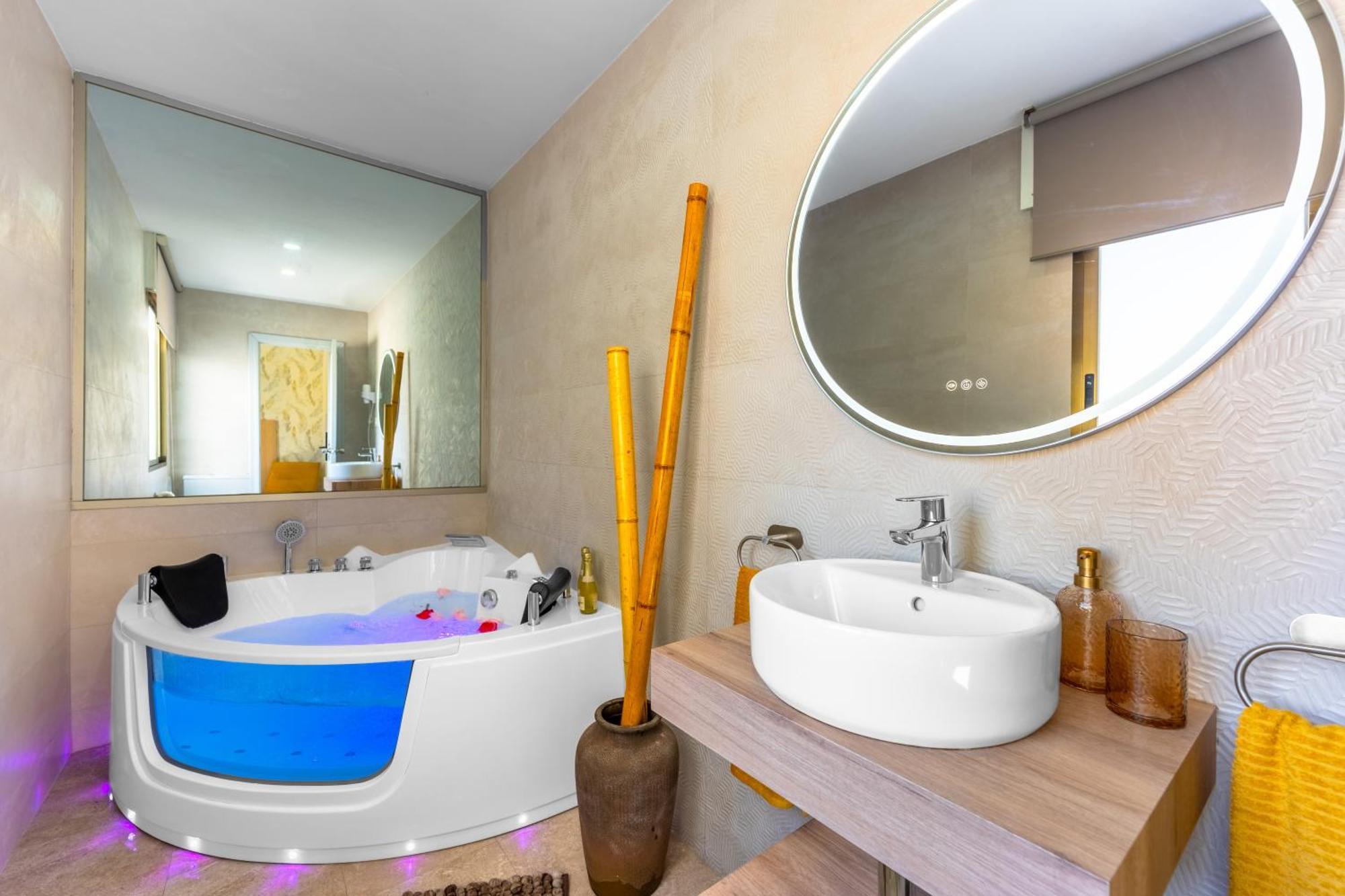 Double Room Spa Bath