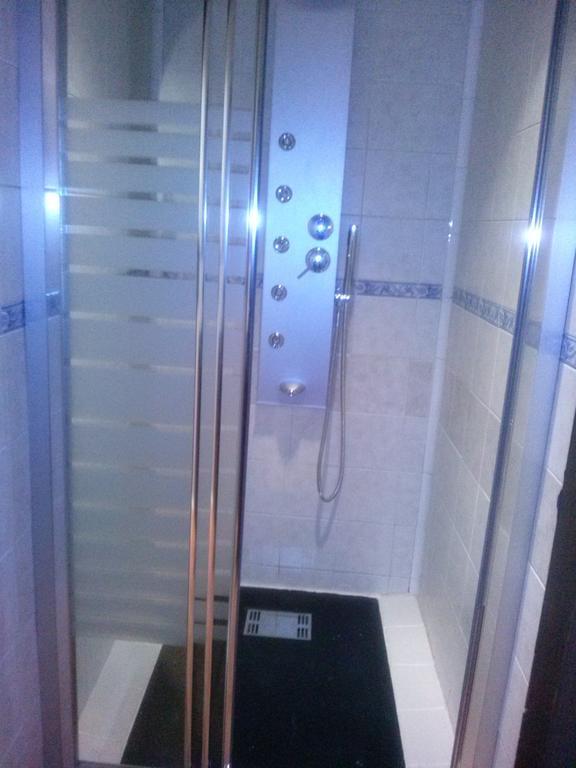 Habitación Triple Confort con ducha