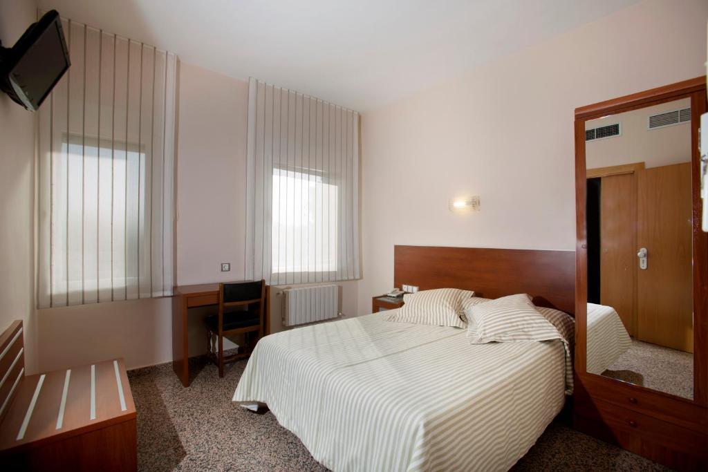 Superior Single Room,1580649911:JPEG