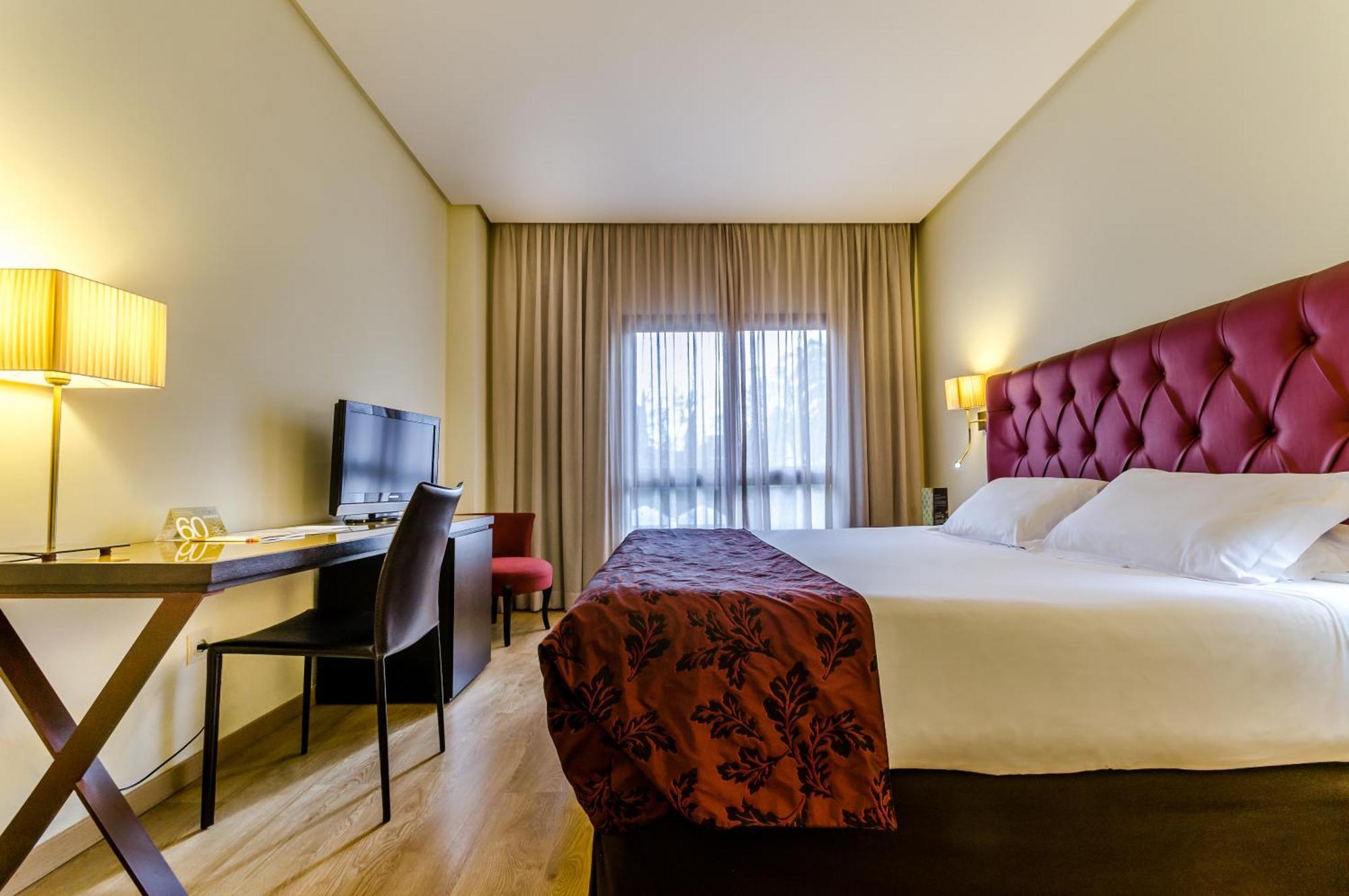 Double or Twin Room,1142880193:JPEG