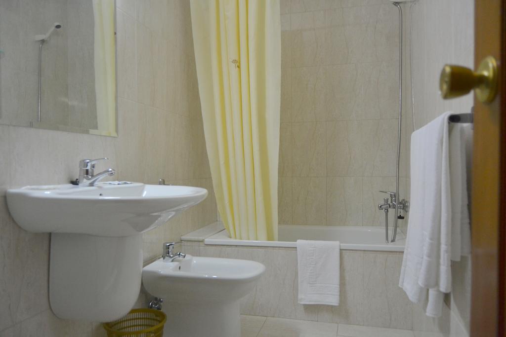 Double Room,762484711:JPEG