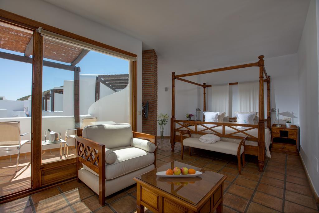 Suite met Hydromassagebad en Uitzicht op Zee