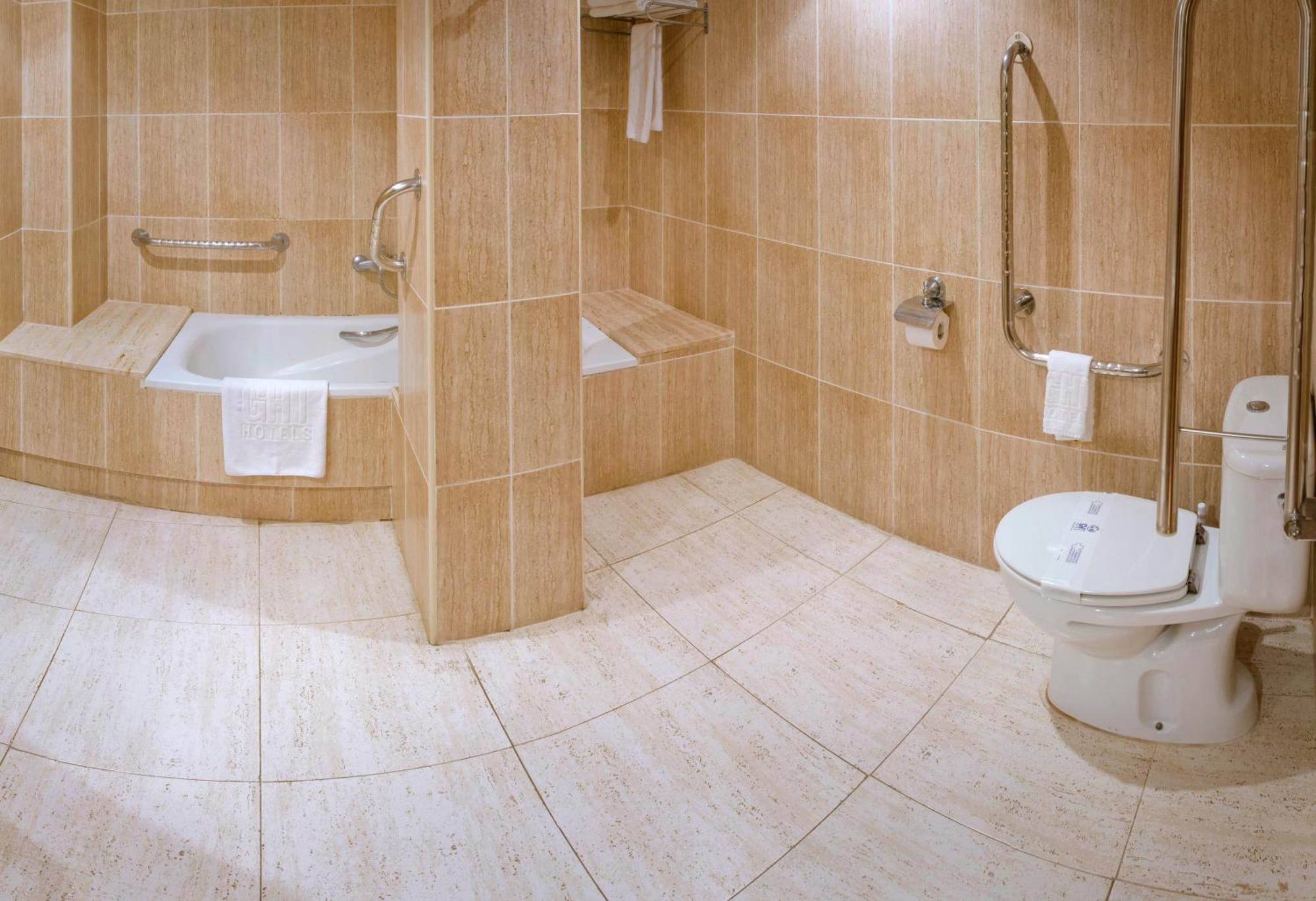 Dreibettzimmer