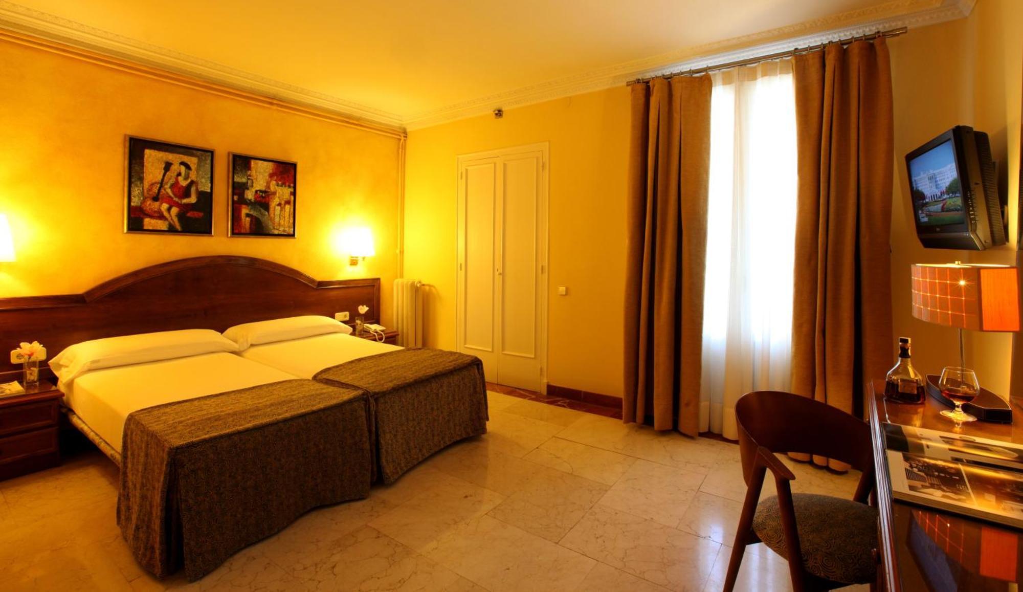 Double Room Terrace,1273055377:JPEG