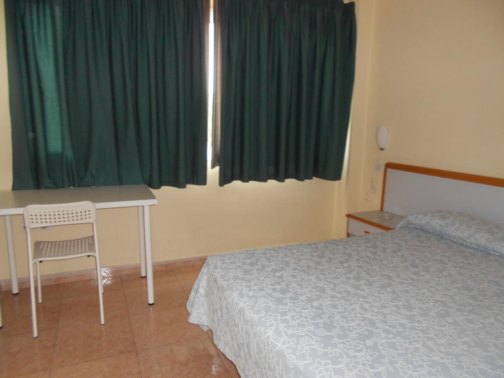 Habitación Doble con baño compartido