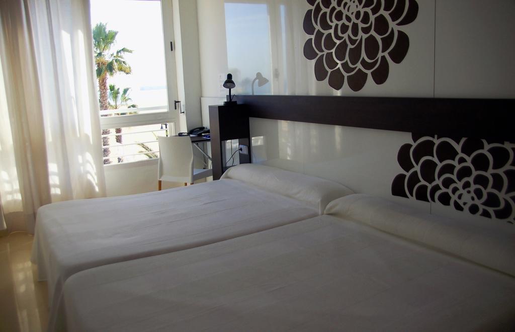 Triple Room Sea View,738666169:JPEG
