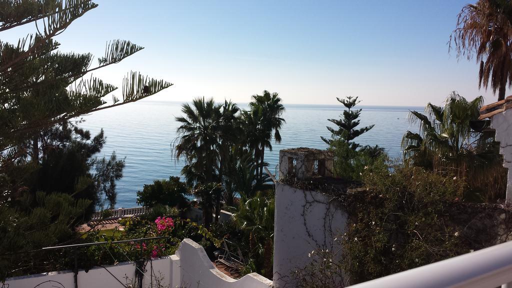 Estudio con vistas al mar
