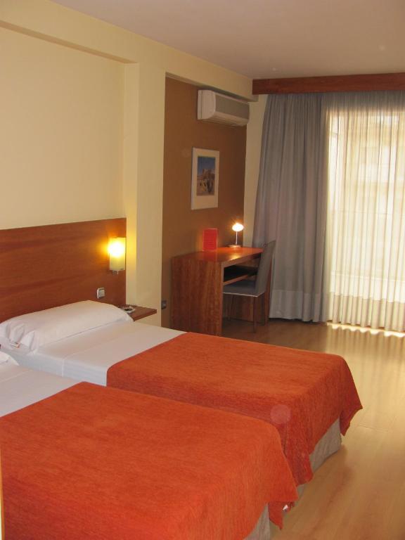 Twin Room,67261844:JPEG