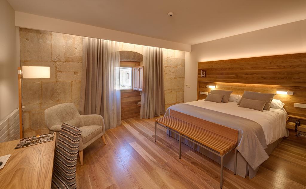 Superior Double Room with Free Parking,321881409:JPEG