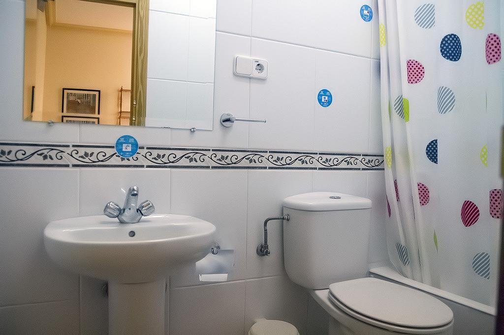 Single Room,1132622754:JPEG