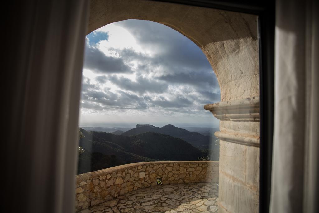 Two-Bedroom Apartment with Terrace,684817296:JPEG