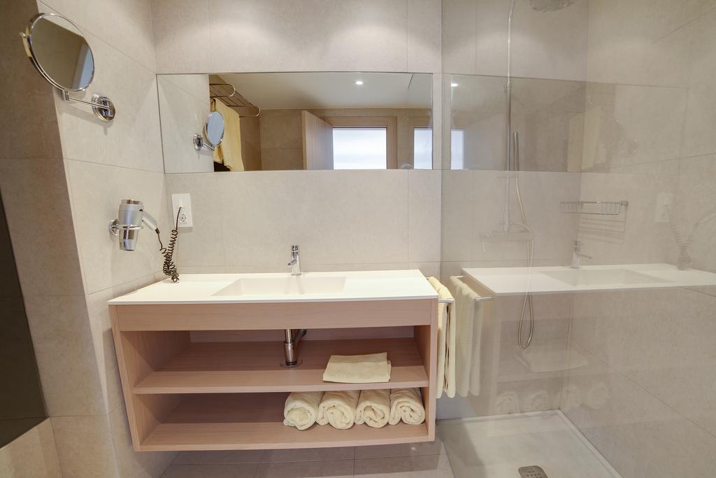 3 Bedroom Suite,1703572467:JPEG