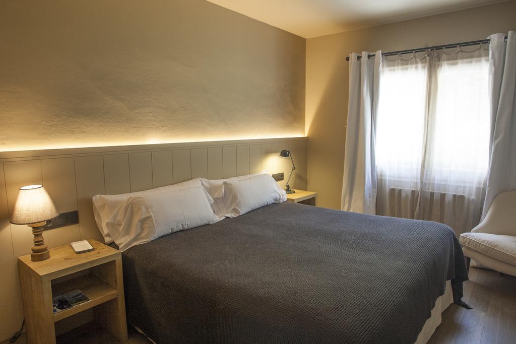 Double Room,403546899:JPEG