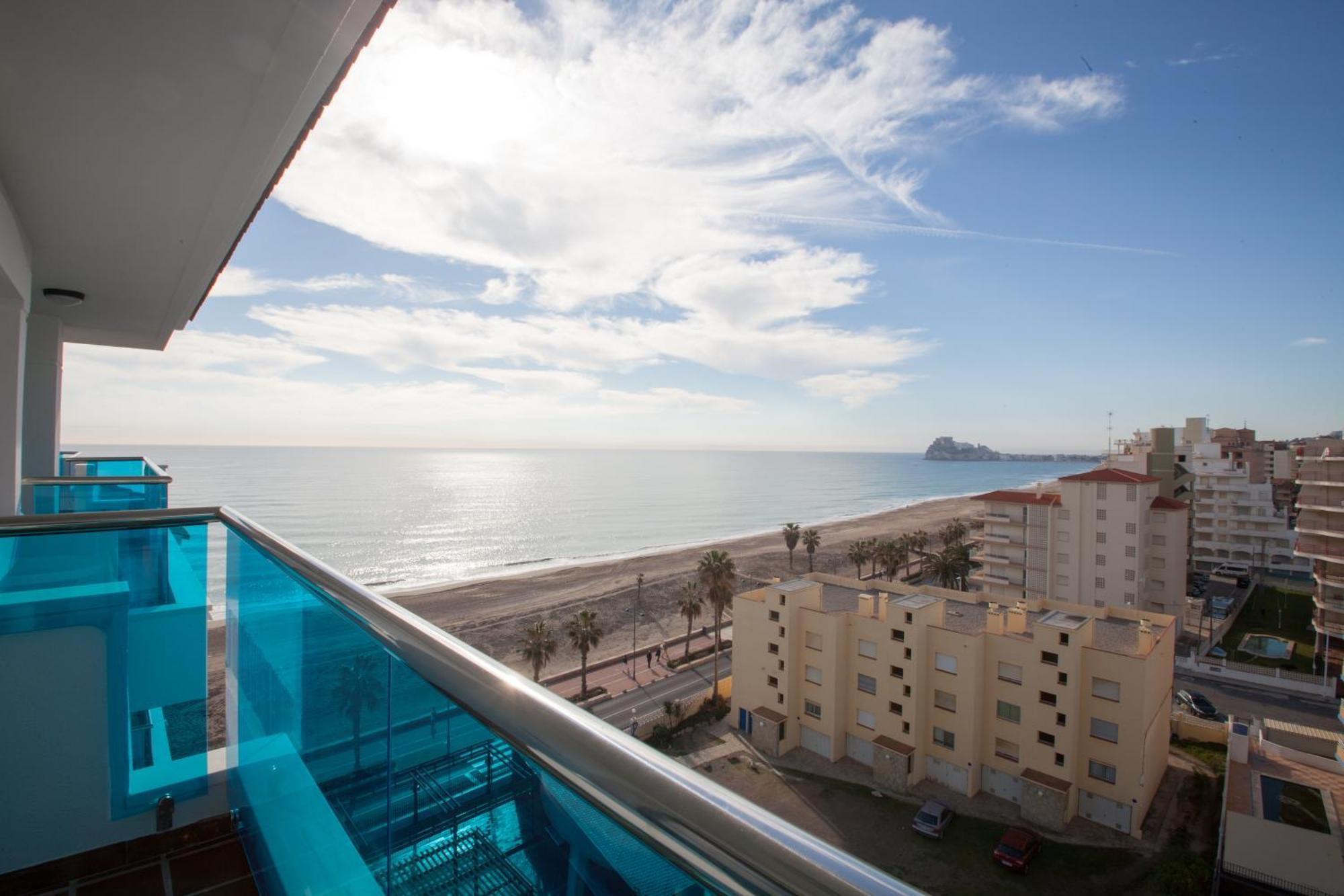 One-Bedroom Apartment Sea View,411096252:JPEG