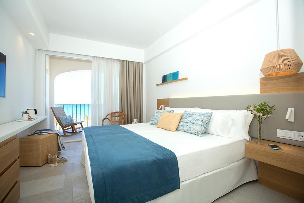 Double Room Direct Sea View,414936903:JPEG