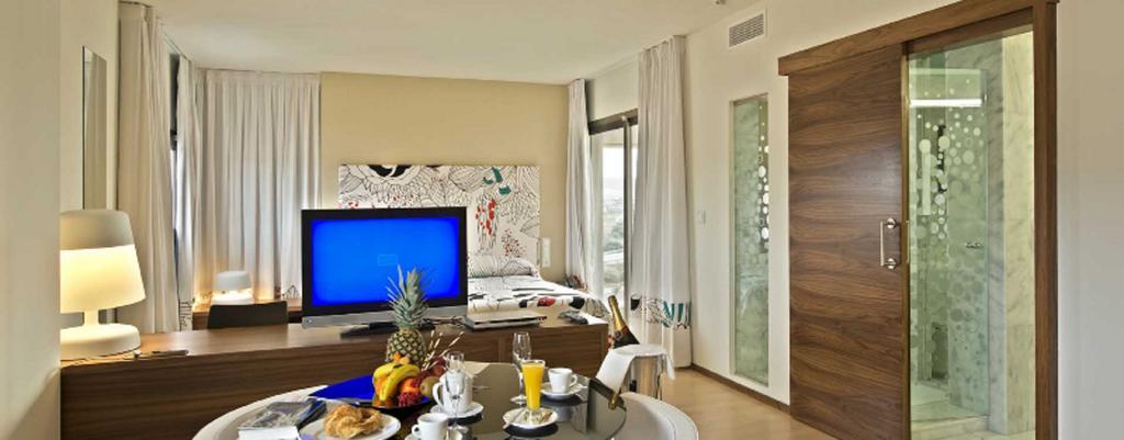 Deluxe Double or Twin Room Spa Bath,1444017934:JPEG