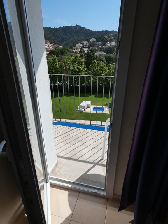 Single Room with Balcony